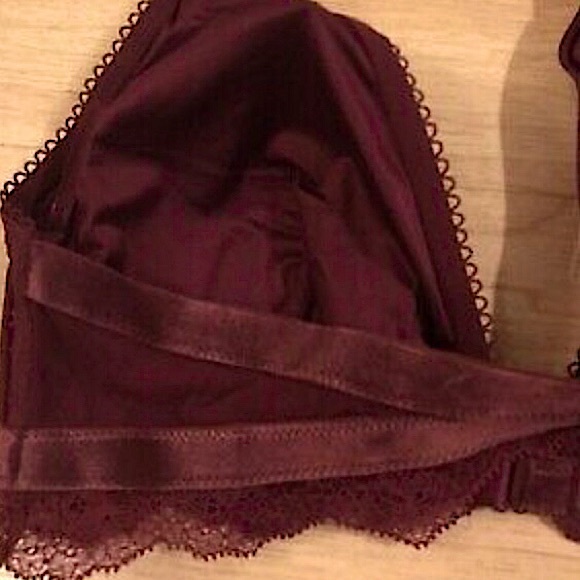 Victoria‘s Secret Maroon Lace Bralette - Picture 13 of 15